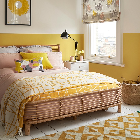 Несколько золотых правил для желтого цвета в спальне