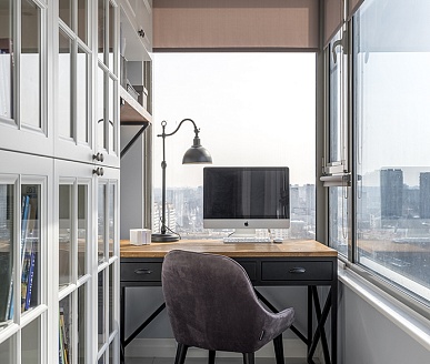 Балкон как рабочее пространство: уютная обстановка для продуктивной работы