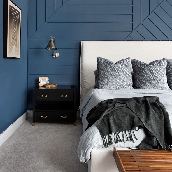 10 ярких идей для спальни в серо-голубых тонах